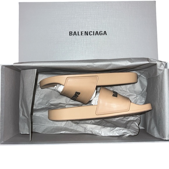 Balenciaga Pool Slides size 5 - Picture 6 of 9